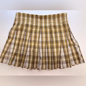 Women’s Pleated Mini Skirt, Large, Mustard Yellow/Brown, NWT, by Love, Fire
